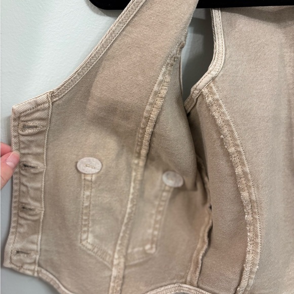 Tan Button-Up Vest - Picture 5 of 8